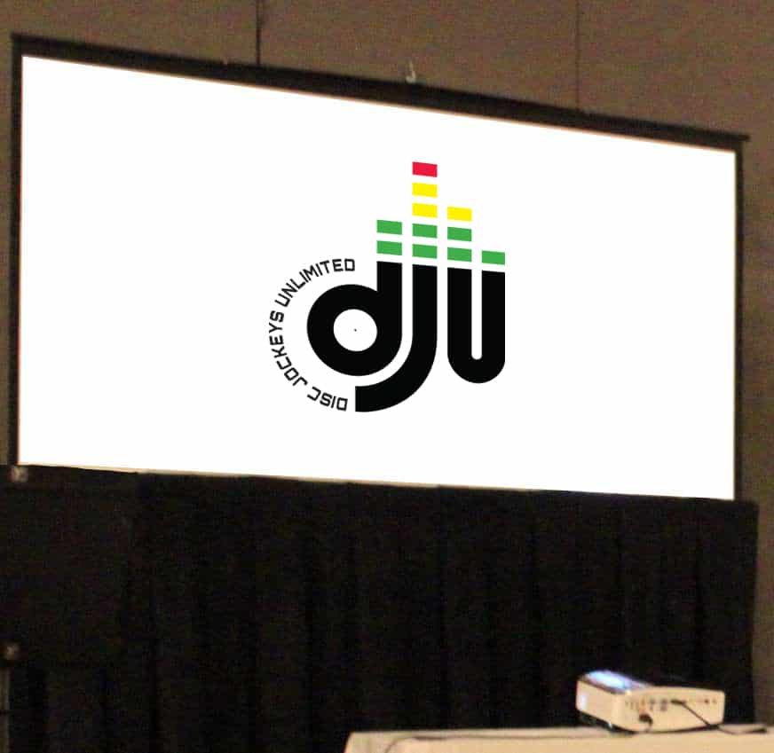 DJU on Tripod screen